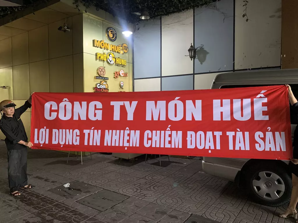 nha-hang-mon-hue-bi-kien nhà hàng món huế bị kiện