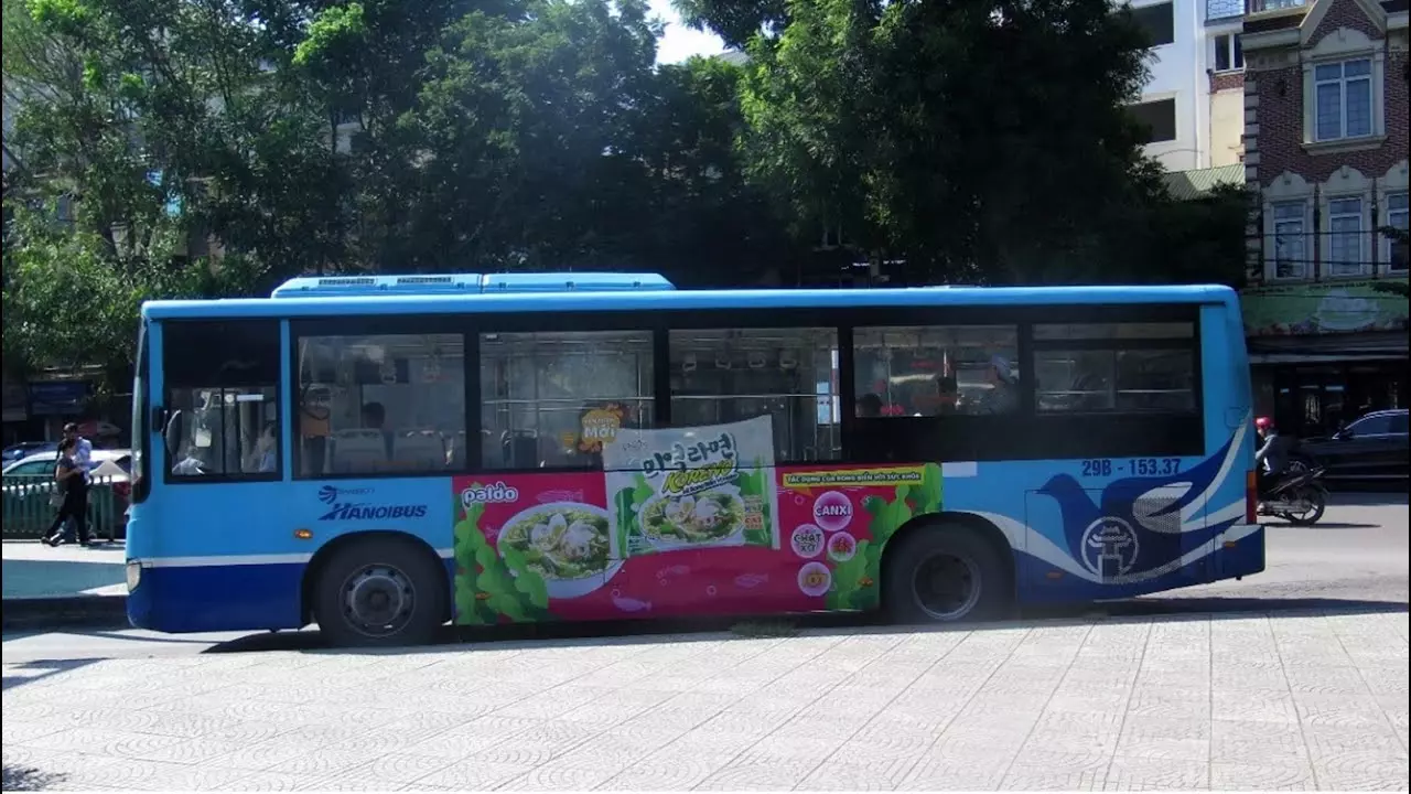 quảng cáo hình ảnh koreno trên xe bus