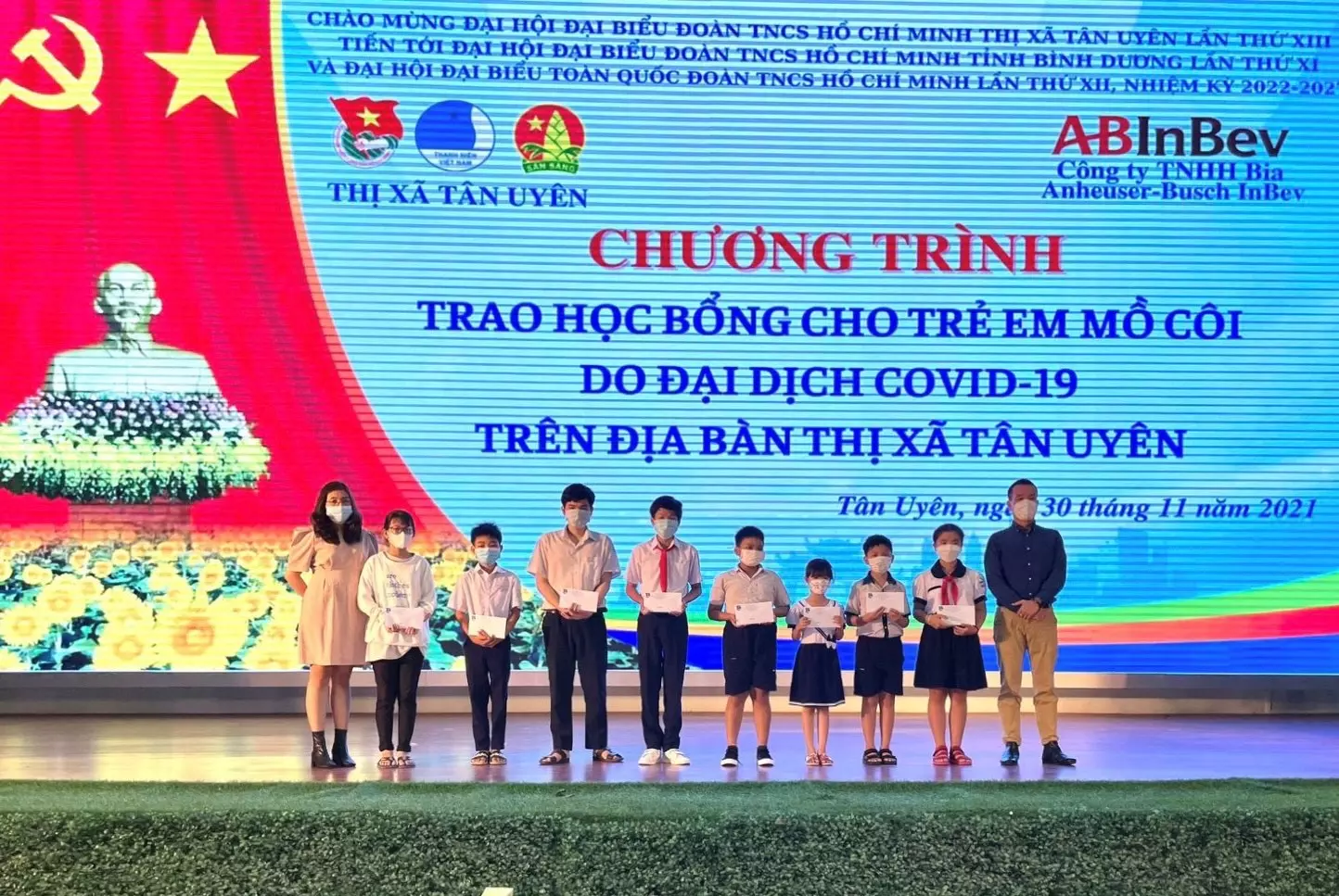ab-inbev-tai-tro-hoc-bong ab inbev tài trợ học bổng