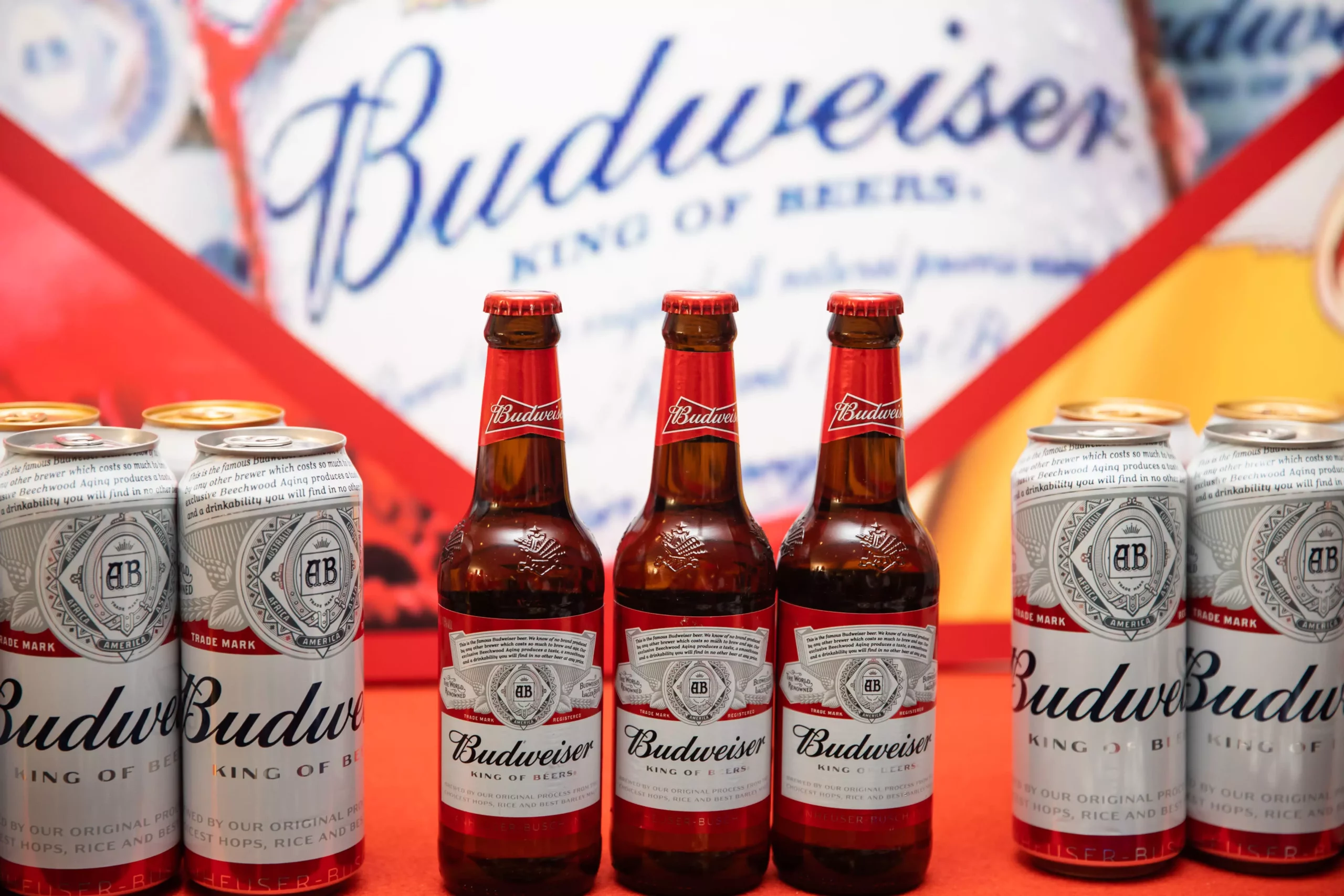 bia-chai-va-bia-lon-budweiser-scaled-1 bia chai và bia lon budweiser