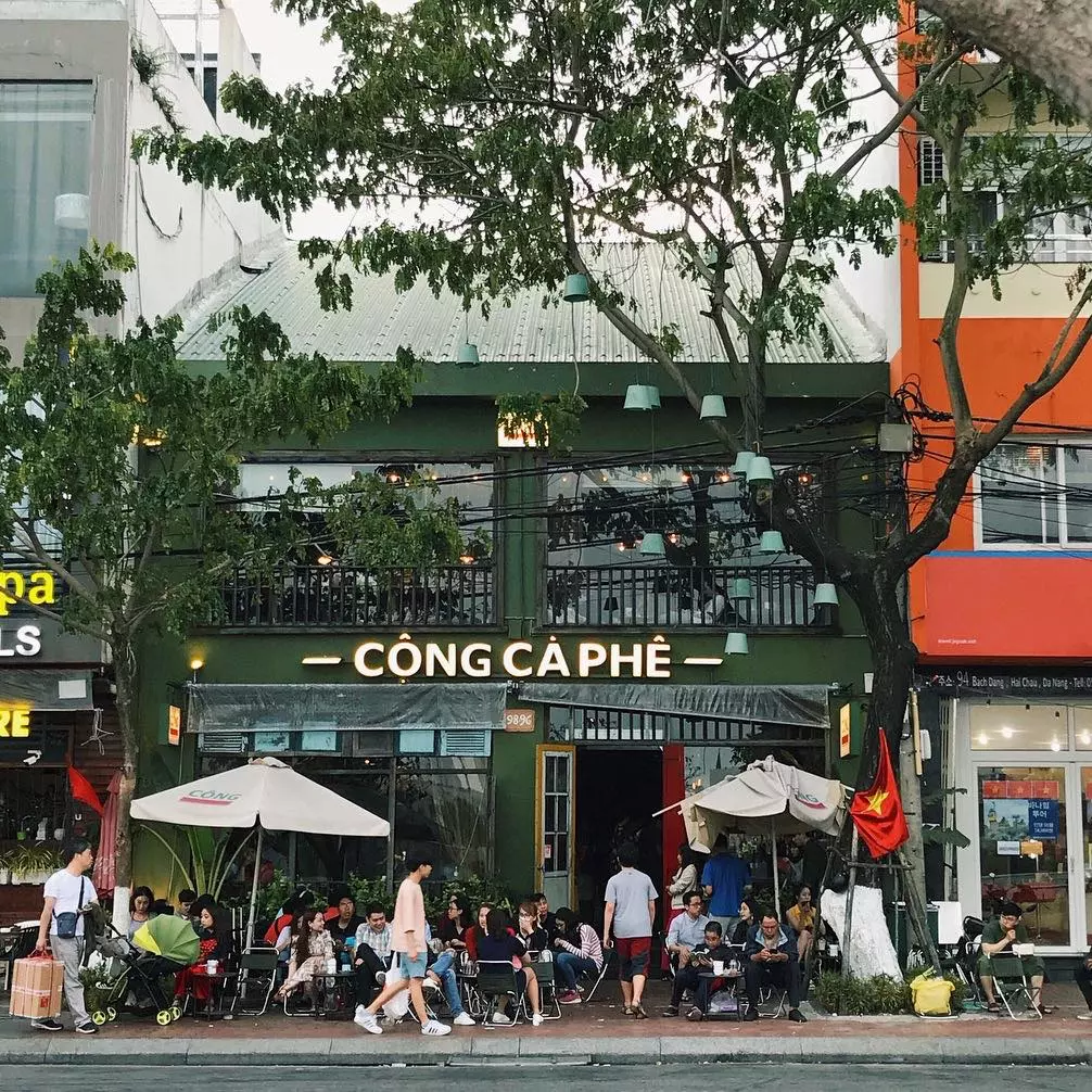 co-so-cong-cafe-co-vi-tri-dep-va-dong-khach cơ sở cộng cafe có vị trí đẹp và đông khách