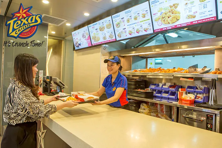 khach-hang-cua-texas-chicken khách hàng của texas chicken